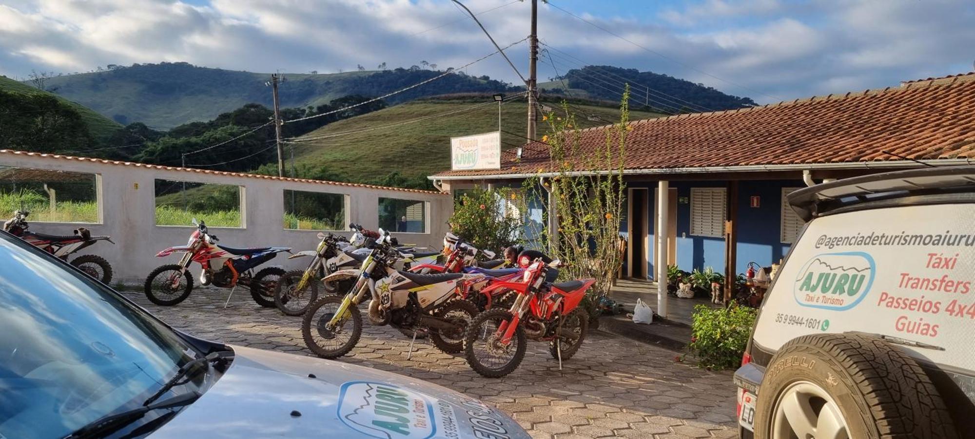 Pousada Ajuru - Aiuruoca-Mg Экстерьер фото